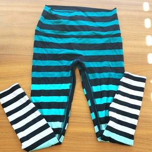 K-DEER yoga pant ankle length size Medium